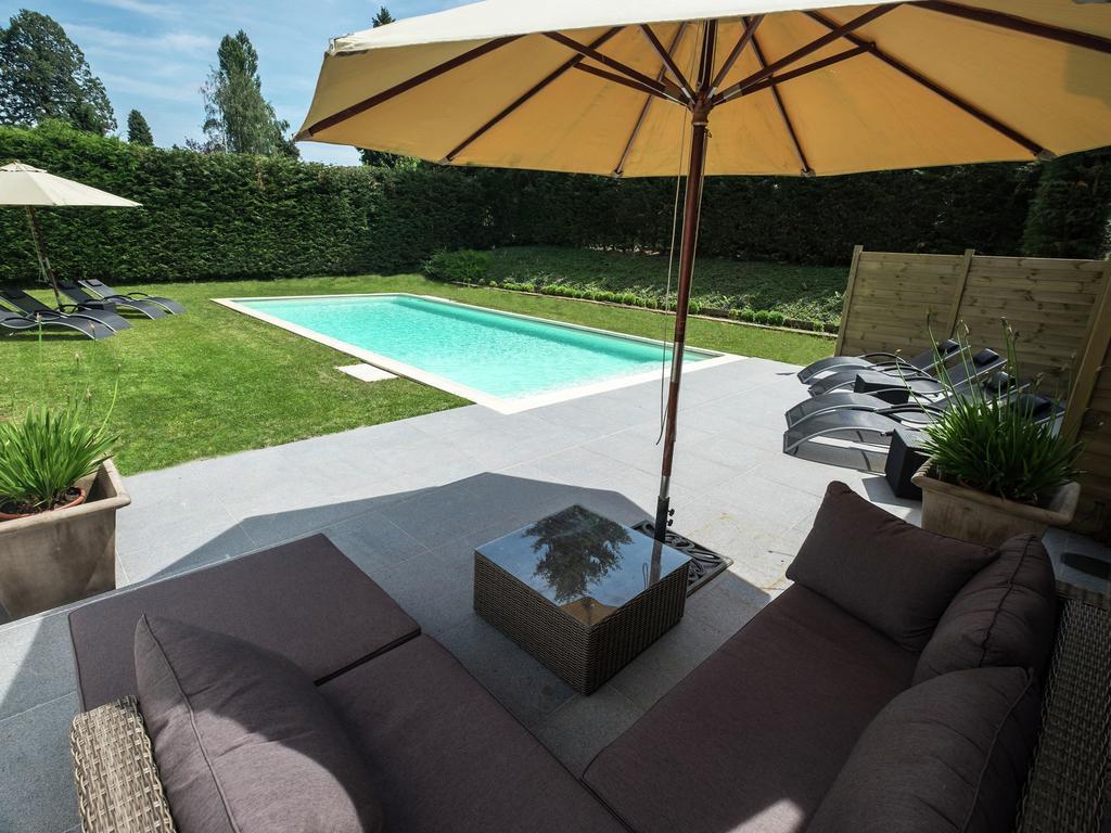 Modern Mansion In Hasti Re Par Del With Pool Villa Hastiere-par-dela Exterior foto